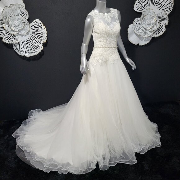 NWOT~$1650~ELLA ROSA~SZ 4~IVORY LACE EMBROIDERED FIT & FLARE WEDDING DRESS - Picture 4 of 16